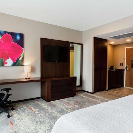 Hilton Garden Inn Саламанка Экстерьер фото